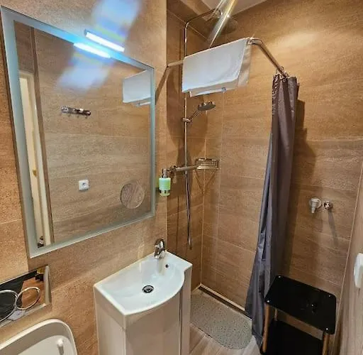 City Apartment Bratislava דירה